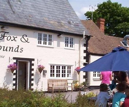 The Fox & Hounds Hotel Faringdon Exterior foto